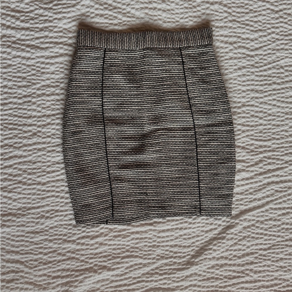 H&M Black and White Textured Mini Skirt